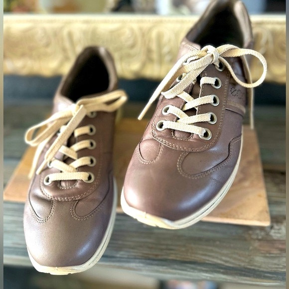 ECCO Gray Platinum Leather Tennis Lace Up Sneakers Shoe Trail Walking EUR 41 10 - Picture 2 of 15